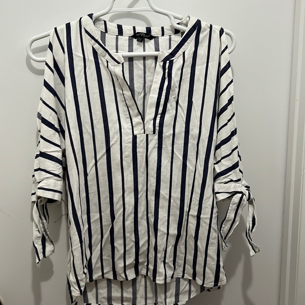 Brand New Top No Tags Simply Never Used It